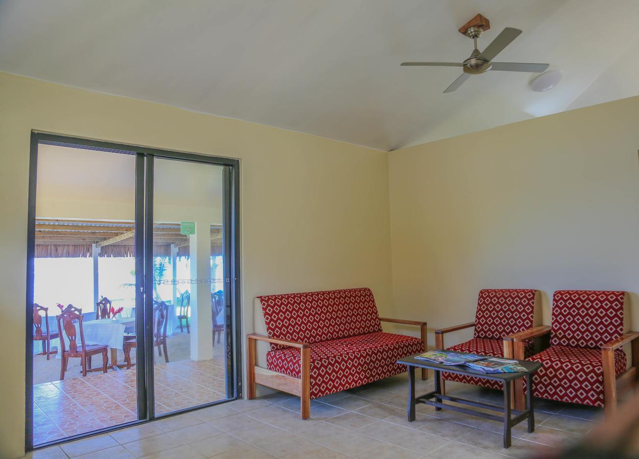 Blue Bay Resort Πορτ Βίλα Εξωτερικό φωτογραφία